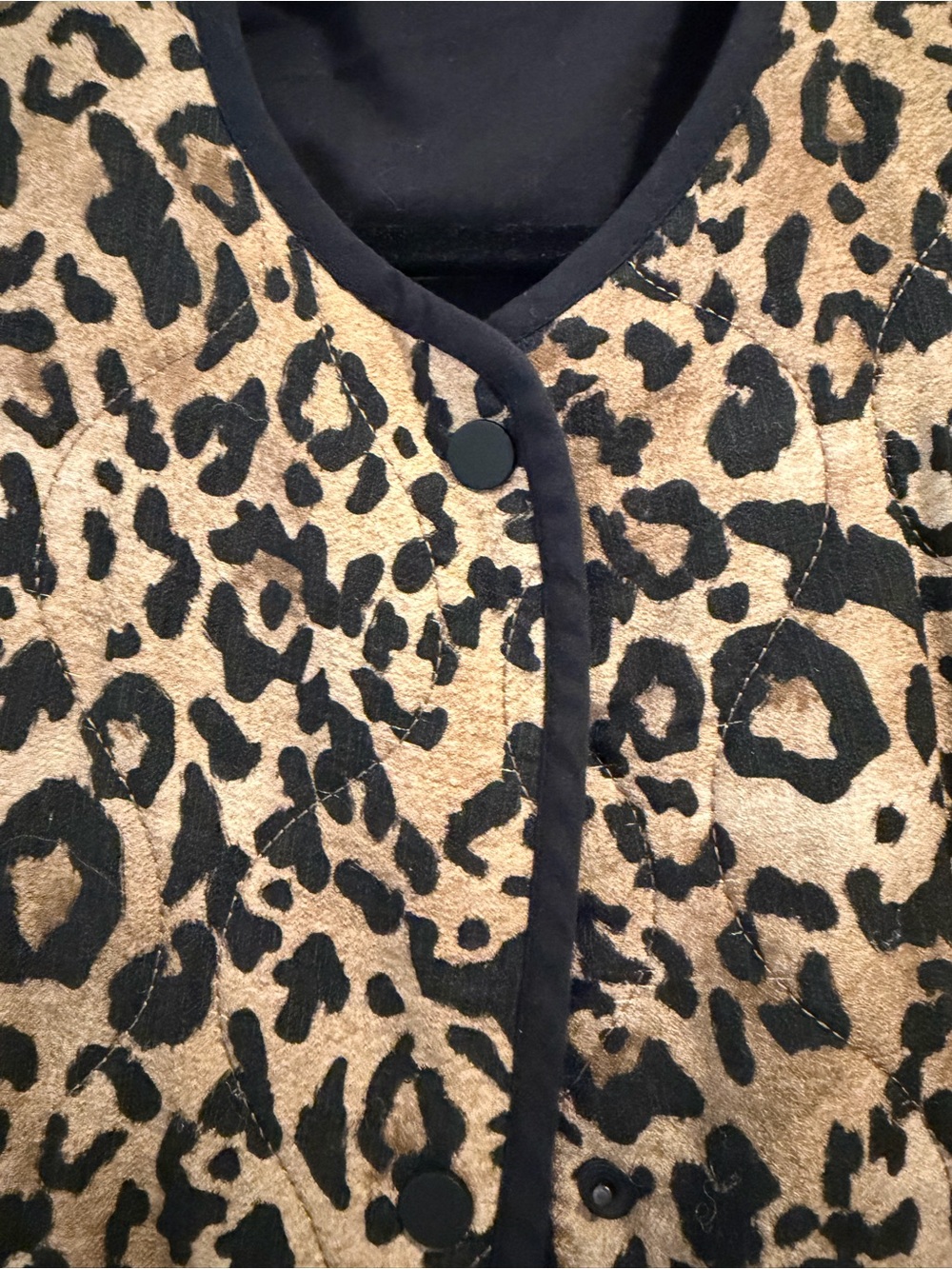 ZARA Leopard-Print Quilted Bomber Jacket in Tan and Black - Picture 4 of 6